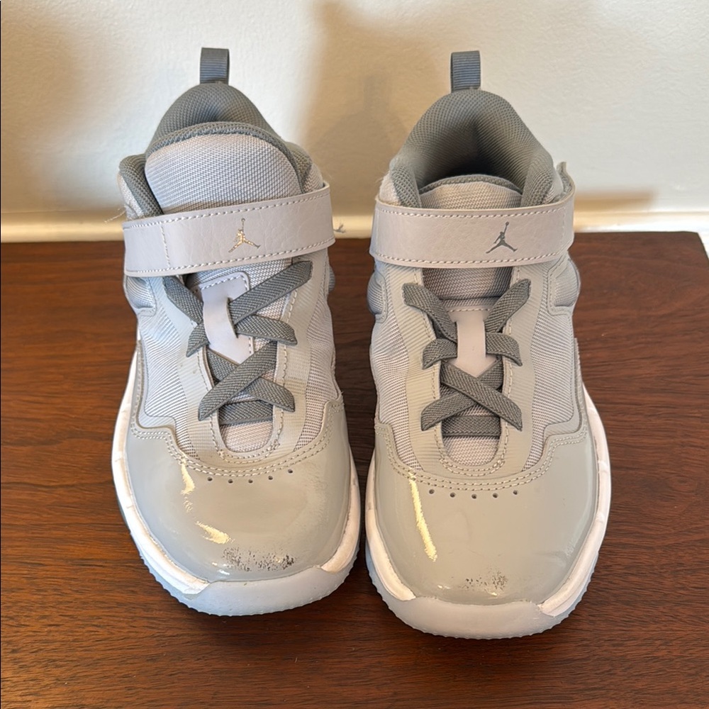 Jordan Gray Sneakers with Velcro Strap